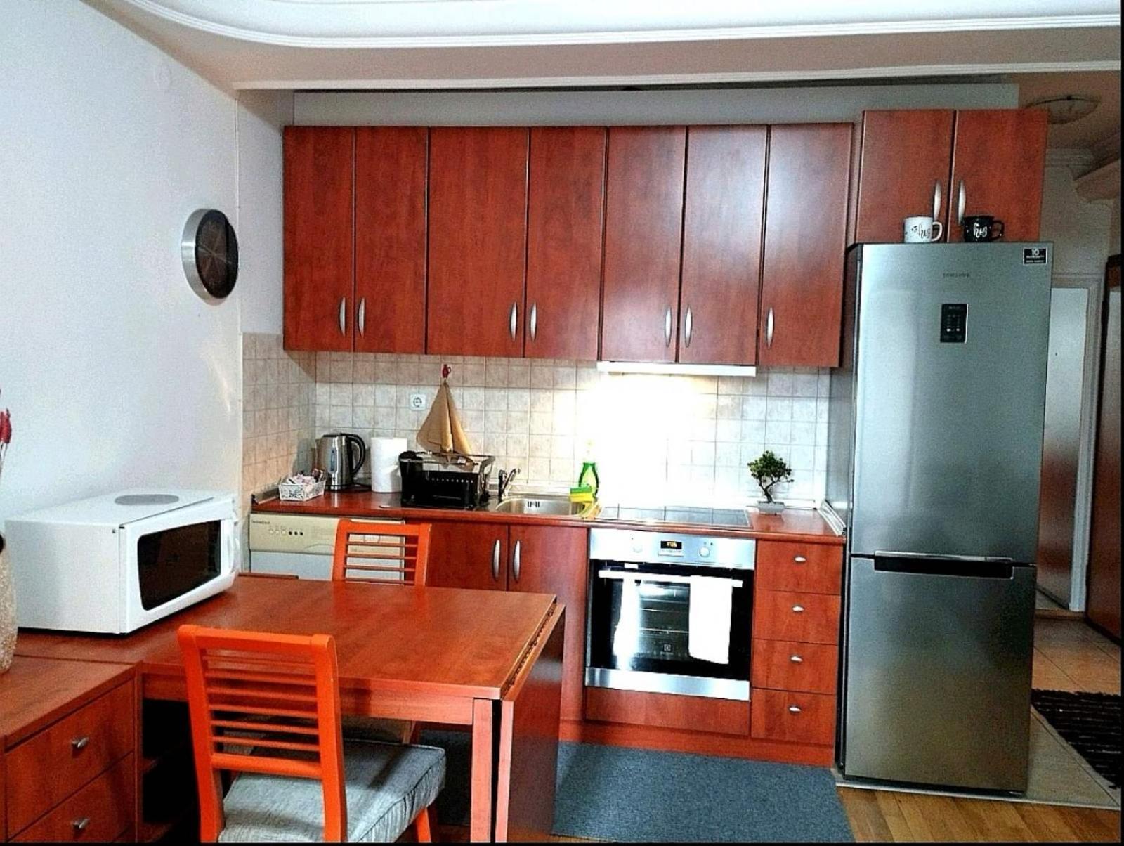Lovely Square Apartment Purple Velvet スコピエ エクステリア 写真
